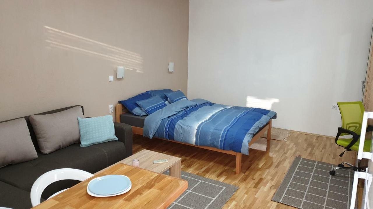 קומאנובו Apartments In City Center מראה חיצוני תמונה