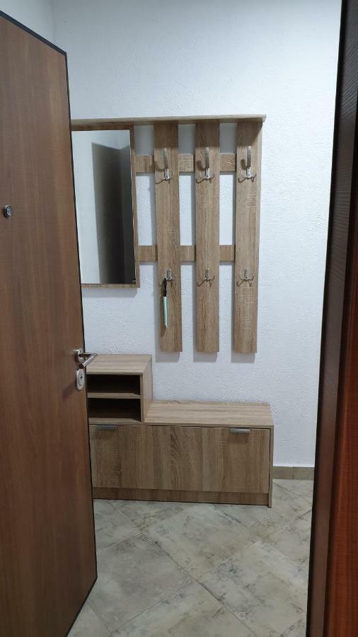קומאנובו Apartments In City Center מראה חיצוני תמונה