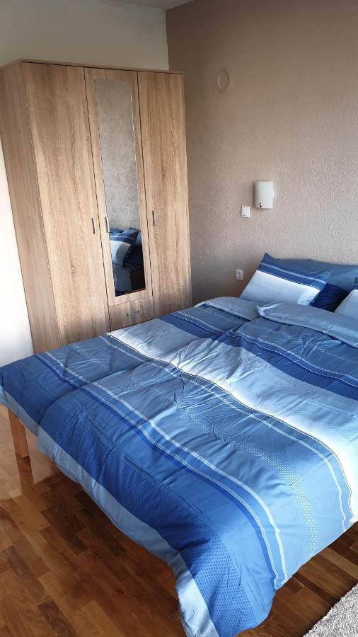 קומאנובו Apartments In City Center מראה חיצוני תמונה