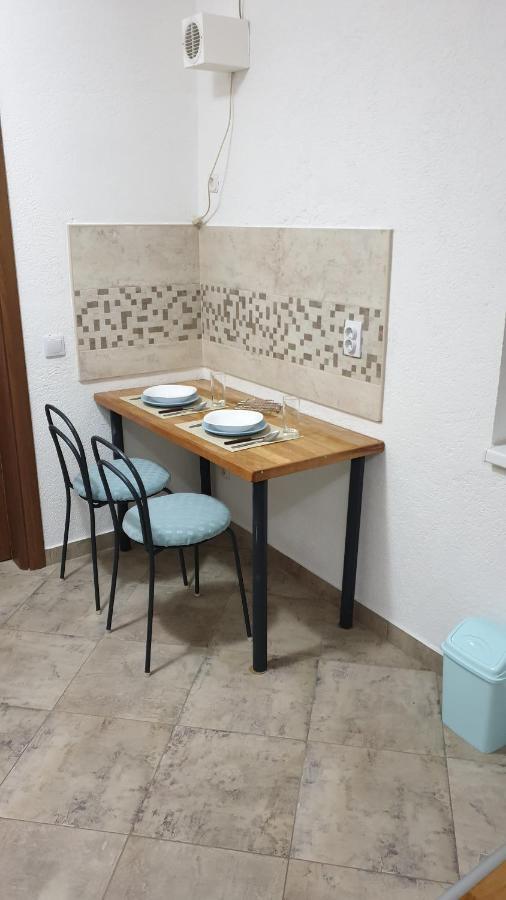 קומאנובו Apartments In City Center מראה חיצוני תמונה